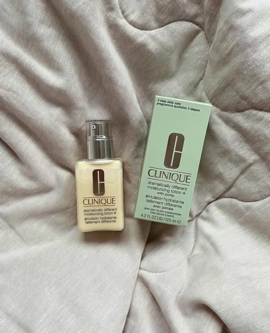 ژل آبرسان و مرطوب کننده کیلینیک مدل دراماتیکالی 125 میل